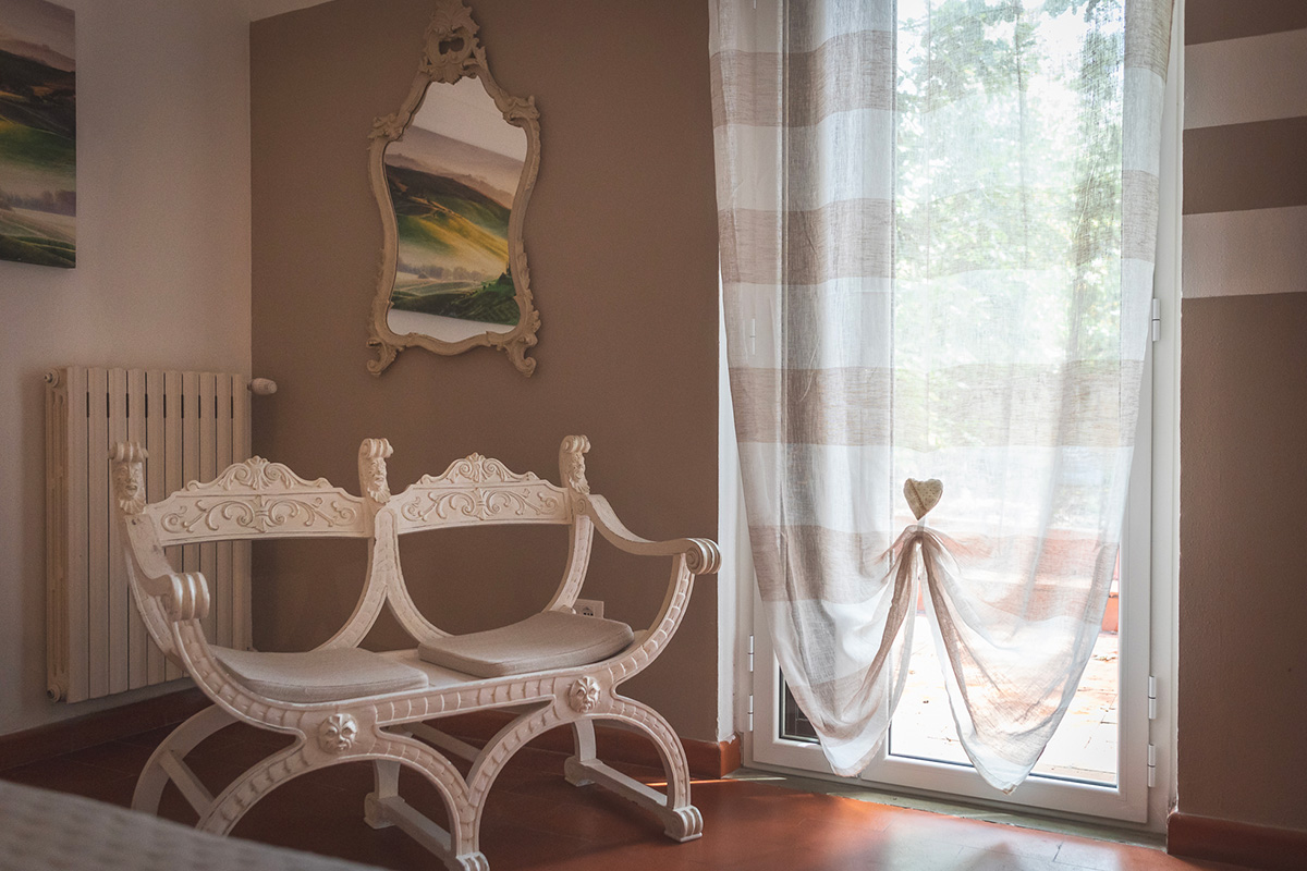 DELUXE DOUBLE ROOM